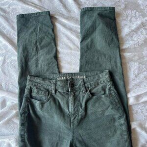 green american eagle straight leg corduroys  size 2